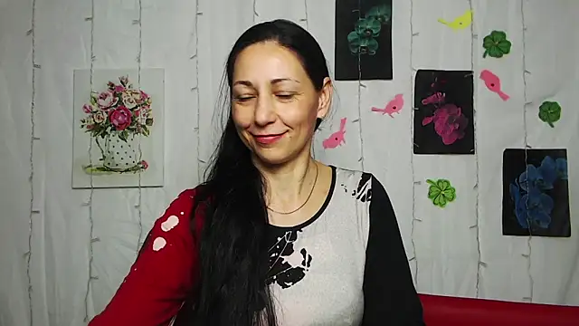 Snapshot of LiluGrants chatting on March 16, 4:30 am LiluGrants online show from March 16, 4:30 am