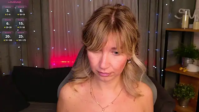 MilaBott online show from April 3, 7:45 pm