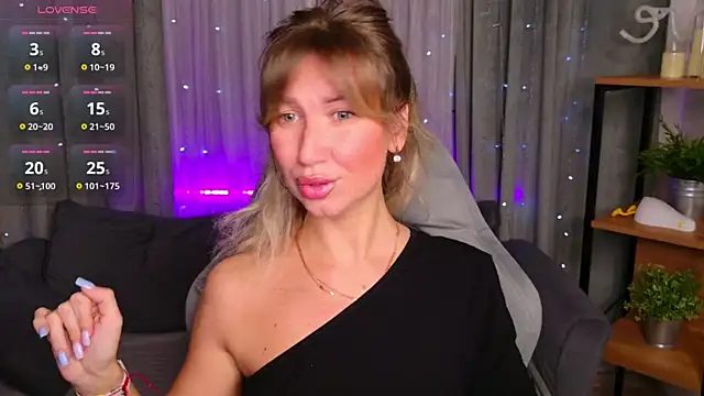 MilaBott online show from May 24, 6:46 pm
