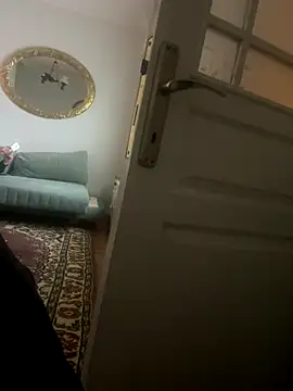 Snapshot of themany29 chatting on December 22, 7:00 pm themany29 online show from December 22, 7:00 pm