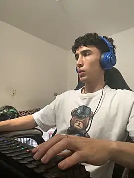 Snapshot of gojo_satoru_18 chatting on October 22, 5:13 pm gojo satoru 18 online show from October 22, 5:13 pm