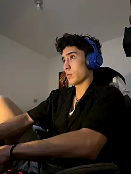 Snapshot of gojo_satoru_18 chatting on December 5, 8:38 pm gojo satoru 18 online show from December 5, 8:38 pm