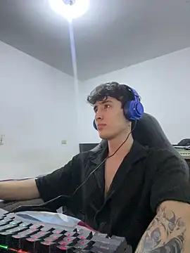 Snapshot of gojo_satoru_18 chatting on February 12, 4:40 am gojo satoru 18 online show from February 12, 4:40 am