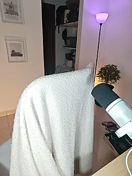 helena smith online show from May 17, 3:59 am