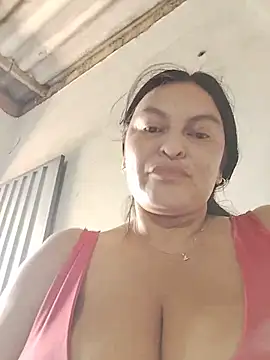 Horny-Mommy-Dirty online show from May 20, 2:34 pm