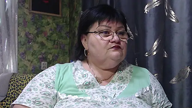 Goddess57 online show from November 27, 8:05 am