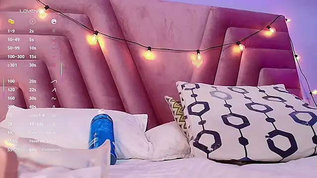 Beautifulskinny18 online show from February 17, 10:58 pm