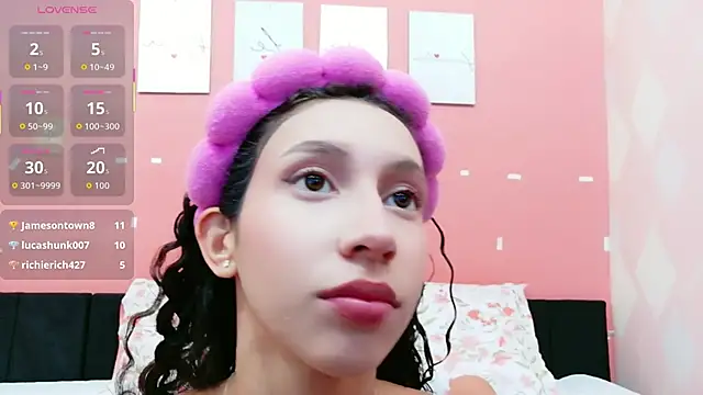 Beautifulskinny18 online show from October 22, 7:46 pm