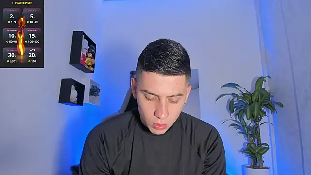 Snapshot of Yeiko_Romero_ chatting on September 11, 5:24 pm Yeiko Romero online show from September 11, 5:24 pm