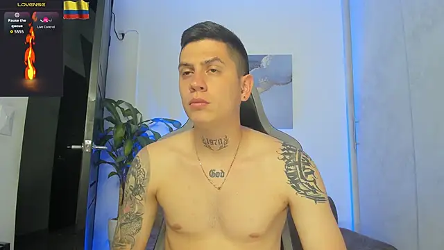 Snapshot of Yeiko_Romero_ chatting on October 29, 5:36 pm Yeiko Romero online show from October 29, 5:36 pm