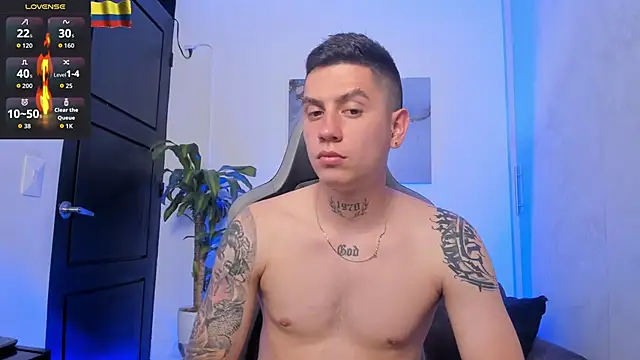 Snapshot of Yeiko_Romero_ chatting on November 1, 10:12 pm Yeiko Romero online show from November 1, 10:12 pm