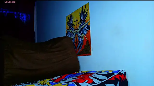 Snapshot of Thomass00 chatting on January 18, 5:17 pm Thomass00 online show from January 18, 5:17 pm