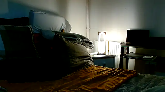 ImYourXtoy online show from March 10, 7:41 pm