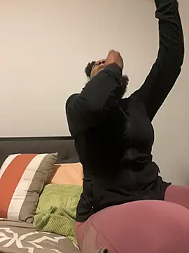 wynterheat online show from January 31, 8:43 am