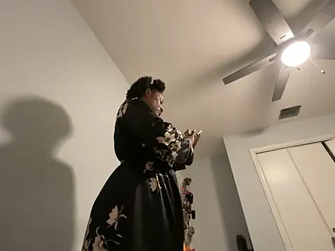 wynterheat online show from February 1, 11:21 am