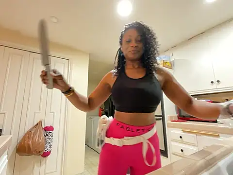 wynterheat online show from February 21, 3:12 am