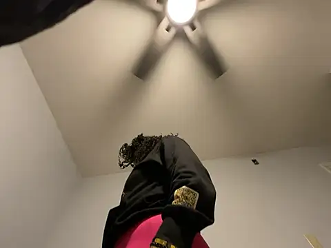 wynterheat online show from March 3, 5:42 am