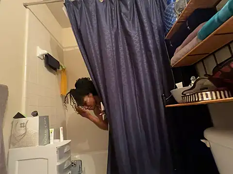 wynterheat online show from March 17, 4:19 am