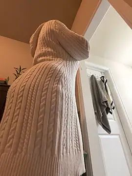 wynterheat online show from November 11, 6:24 am