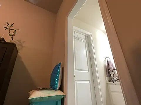 wynterheat online show from November 15, 5:42 pm