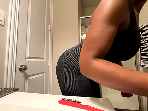 wynterheat online show from November 30, 12:09 pm