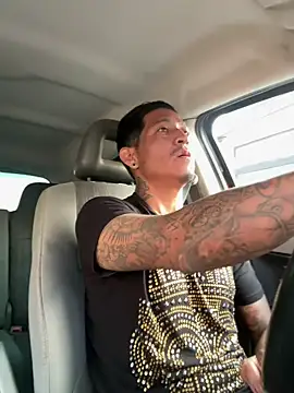 Snapshot of Daniel7131 chatting on March 1, 1:46 pm Daniel7131 online show from March 1, 1:46 pm