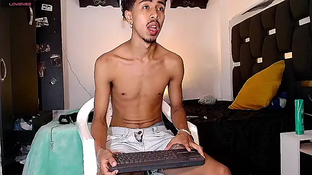 RyanRizzo online show from December 21, 9:25 pm