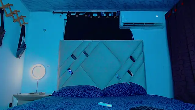 Rich boy01 online show from February 26, 2:48 am