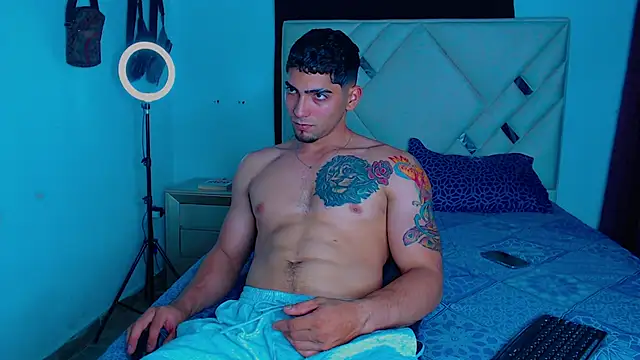 Rich boy01 online show from March 3, 3:19 am