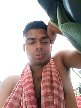 Snapshot of 900irani chatting on December 6, 7:21 am 900irani online show from December 6, 7:21 am