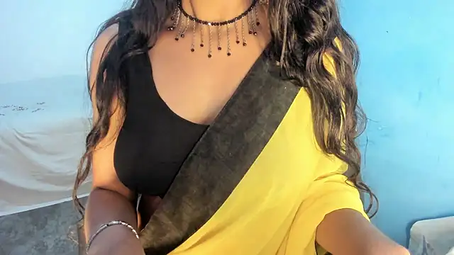 aarjulove online show from January 13, 6:46 pm