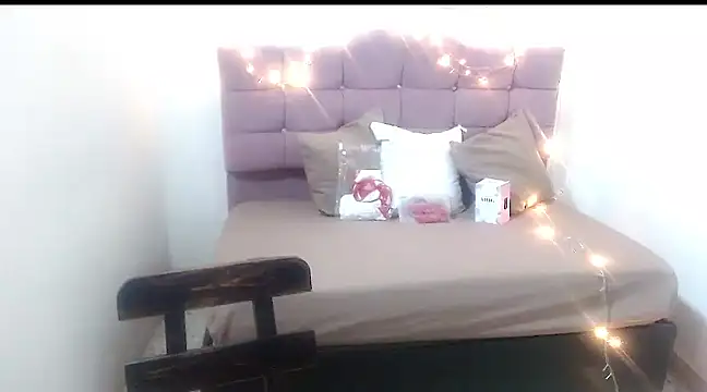 Suxxxy  online show from March 13, 3:50 pm