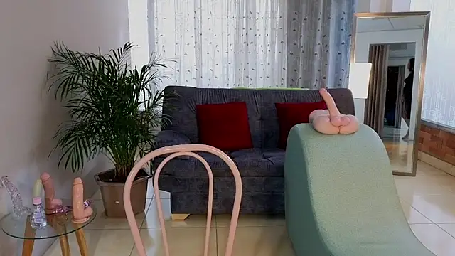 camil milfdream online show from February 10, 4:47 pm