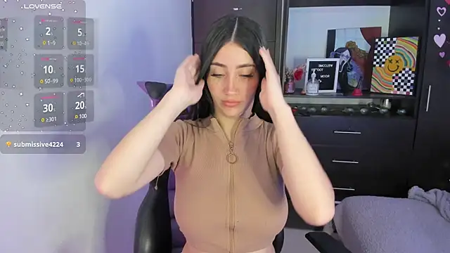 Emilytafur online show from January 13, 6:38 pm