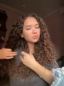 Denise Garciia online show from December 13, 11:45 am