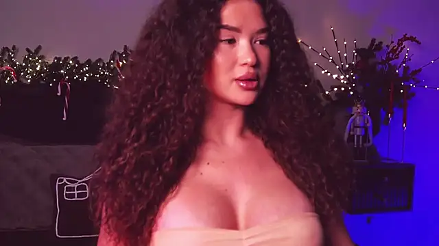 Denise Garciia online show from December 25, 12:15 pm