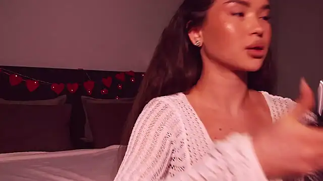 Denise Garciia online show from March 4, 3:15 pm