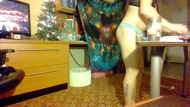 fantasymade69 online show from December 22, 7:11 am