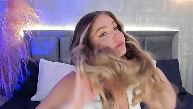 GaiaBaker online show from October 29, 1:35 pm