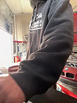 donnuozfutura online show from February 20, 9:22 am