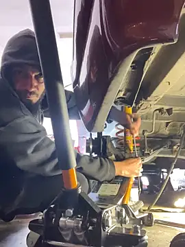 donnuozfutura online show from February 27, 1:07 pm