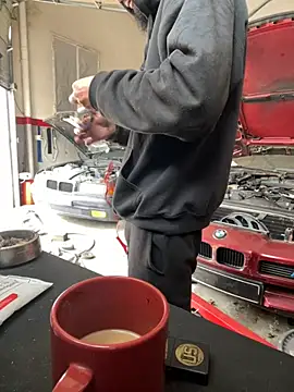 donnuozfutura online show from March 7, 10:35 am