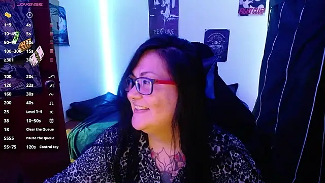 Snapshot of l1la_Rav3n chatting on February 28, 11:34 pm l1la Rav3n online show from February 28, 11:34 pm