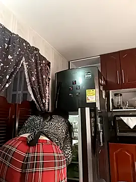 Snapshot of l1la_Rav3n chatting on March 5, 5:29 pm l1la Rav3n online show from March 5, 5:29 pm