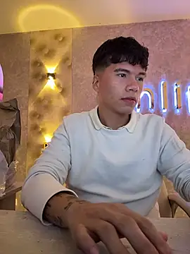 Logan smith1 online show from November 16, 6:41 am