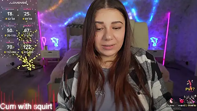 Snapshot of JulietDream chatting on January 31, 6:57 am JulietDream online show from January 31, 6:57 am