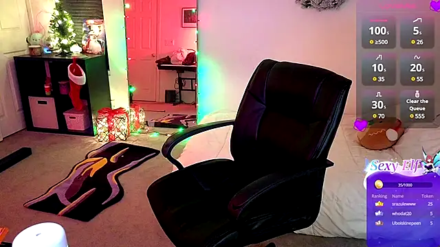 Snapshot of JasmineWinters chatting on December 5, 6:21 am JasmineWinters online show from December 5, 6:21 am