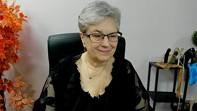 IrisDream online show from October 29, 7:21 am