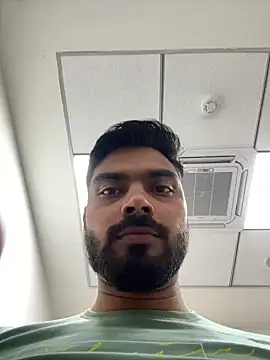 hotboysammy online show from December 11, 9:30 am