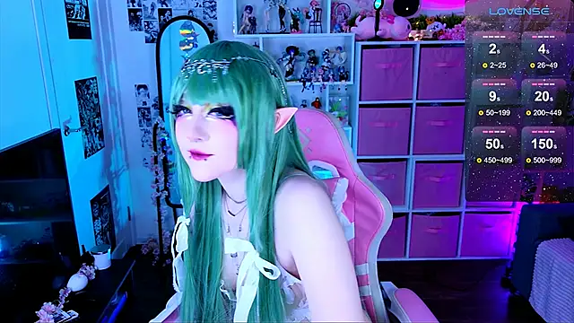 Snapshot of Aki__Ra chatting on January 16, 11:20 pm Aki Ra online show from January 16, 11:20 pm